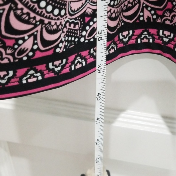 Halter-style dress with empire waist - Picture 5 of 8